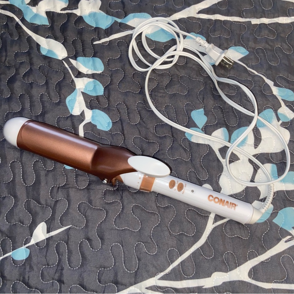 Conair Bronze and White Curling Iron